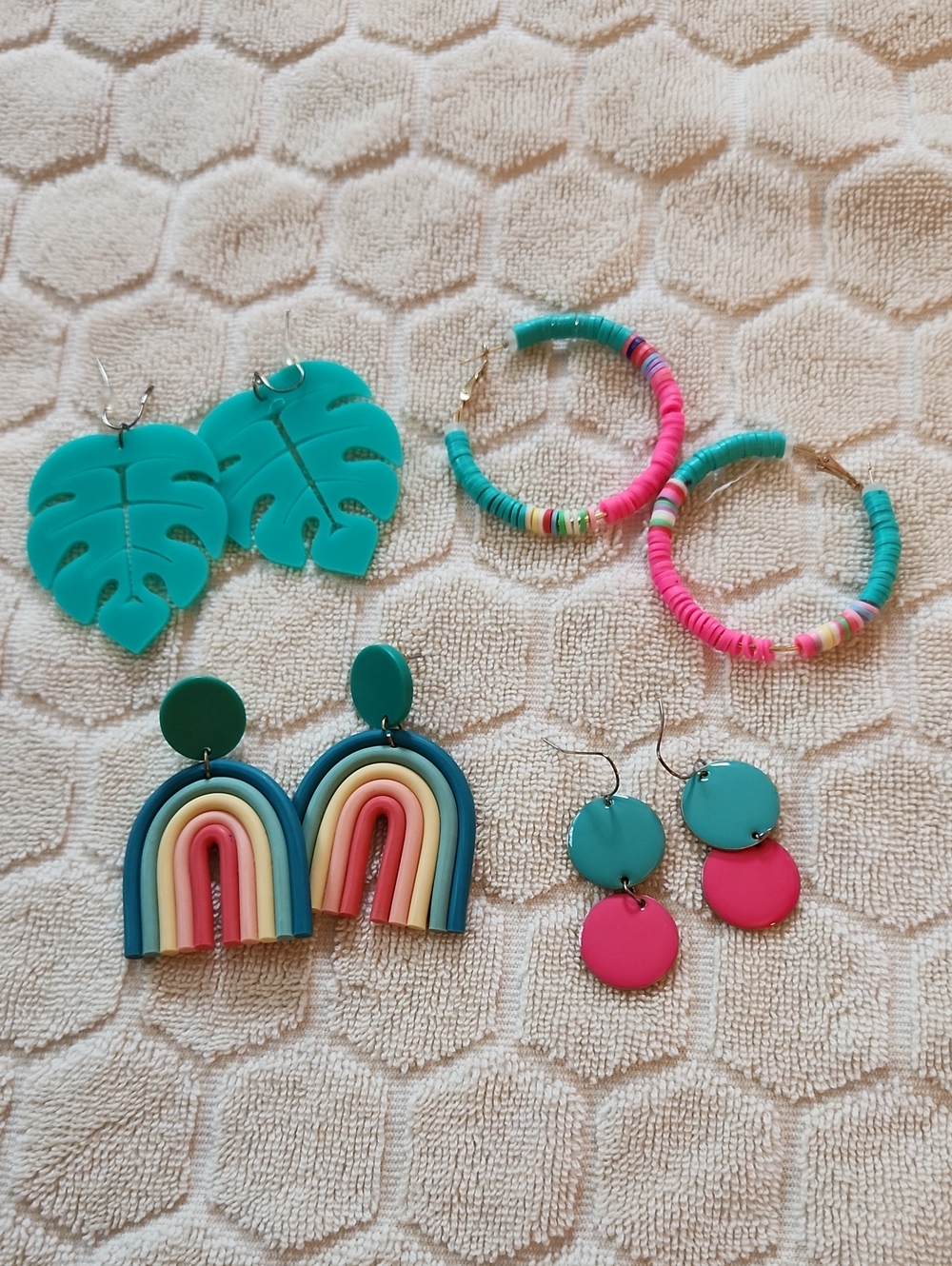 Beachy Retro Summer Vacation Earring Lot